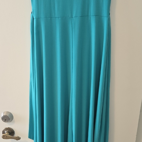 Elegant Teal Dress - Picture 8 of 8